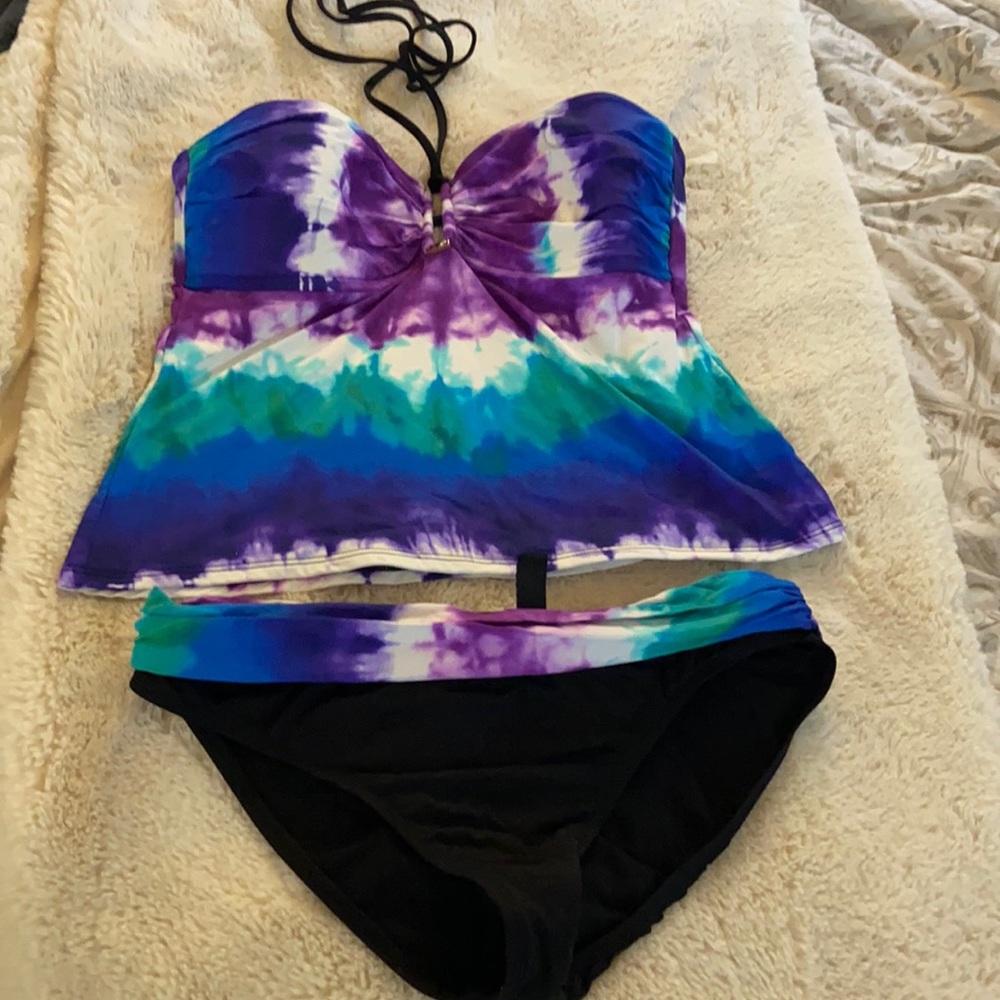 Gorgeous tankini size 10 tie dye detail like new!